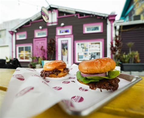 Bub's Burgers sets opening date for new Uptown location.